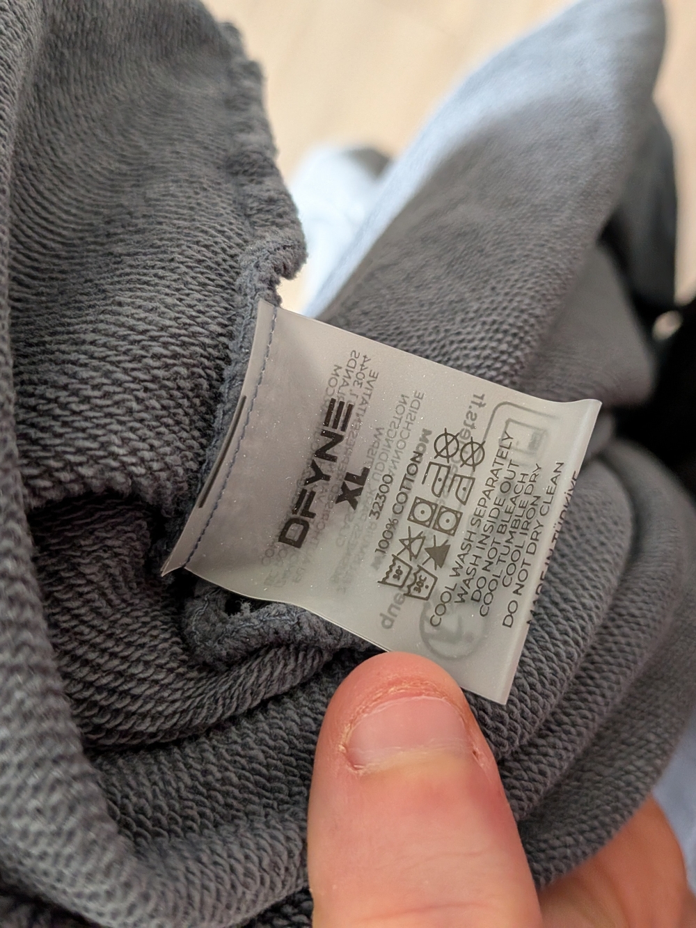 DFYNE Oversized Raw Hem Crewneck - Picture 5 of 5